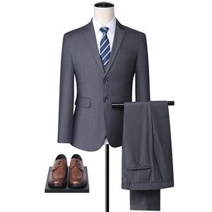 Spring and Autumn suits are the same size for men and women